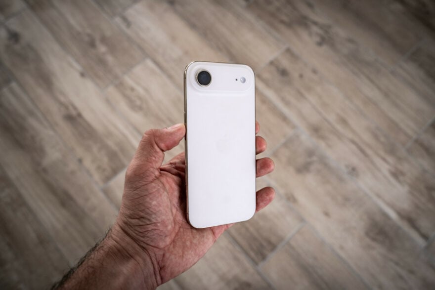 test-iphone-air-prise-en-main-880x587.jpg