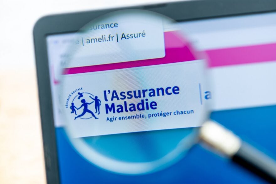 assurance-maladie-880x587.jpg