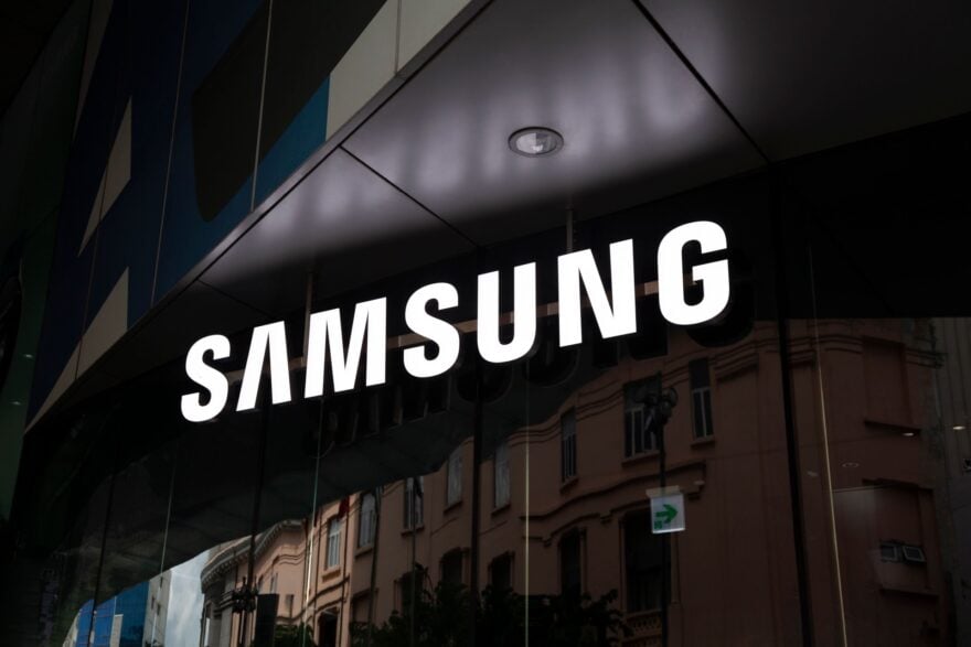 Samsung-logo-880x587.jpg